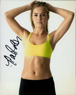Haley Lu Richardson autograph