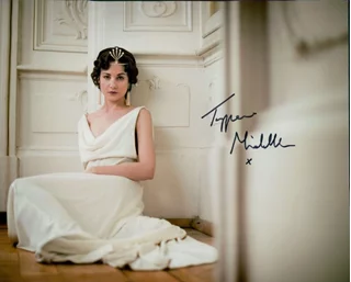 Tuppence Middleton autograph