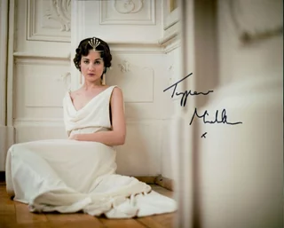 Tuppence Middleton autograph
