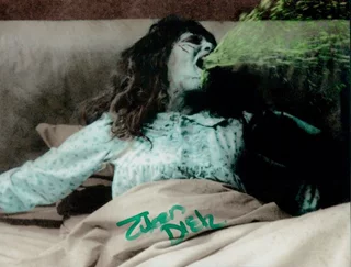 Eileen Dietz autograph