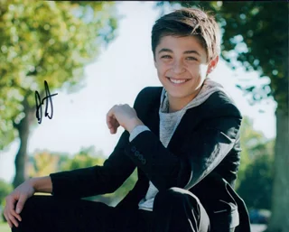 Asher Angel autograph