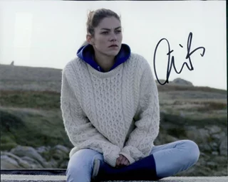 Olivia Ross autograph