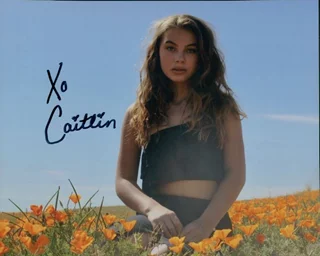 Caitlin Carmichael autograph