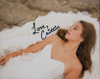 Caitlin Carmichael autograph