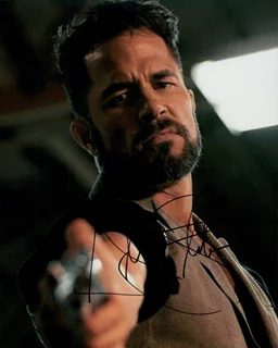 Shawn Christian autograph