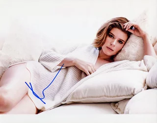 Kate Mara autograph