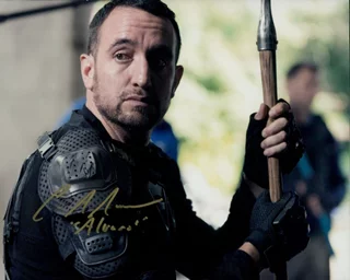 Carlos Navarro autograph