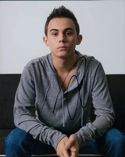 Tyler Alvarez autograph