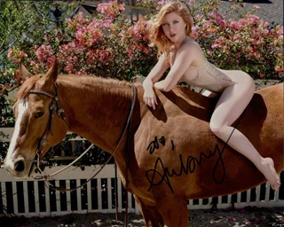 Aubrey Michelle autograph