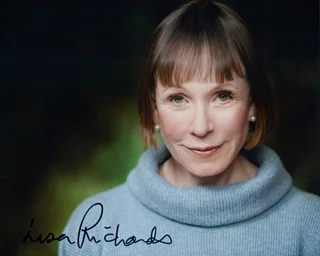 Lisa Richards autograph