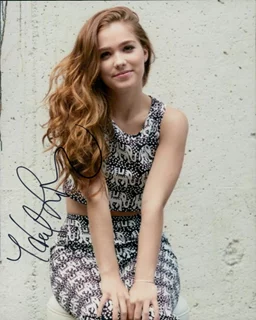 Haley Lu Richardson autograph