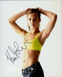 Haley Lu Richardson autograph