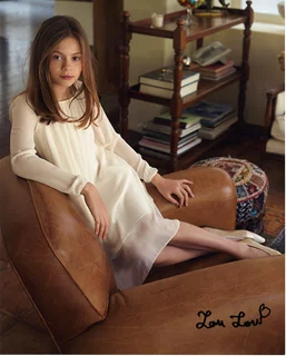 Lou Lou Safran autograph