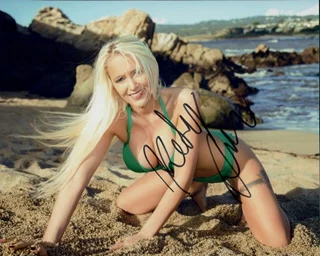 Kelsey Turner autograph