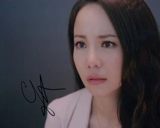 Fiona Xie autograph