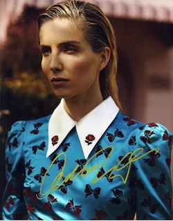 Annabelle Wallis autograph