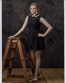 Eliza Taylor autograph