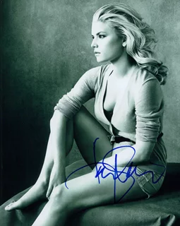 Jessica Simpson autograph