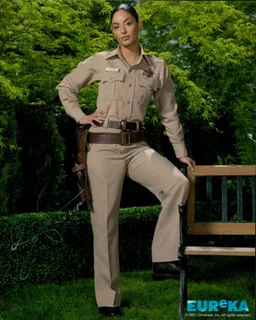 Erica Cerra autograph