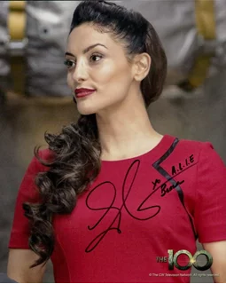 Erica Cerra autograph