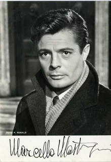 Marcello Mastroianni autograph