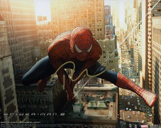 Tobey Maguire autograph