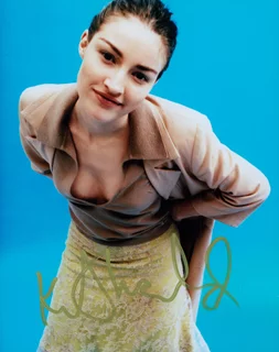 Kelly MacDonald autograph