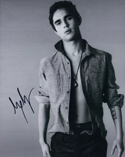 Max Minghella autograph