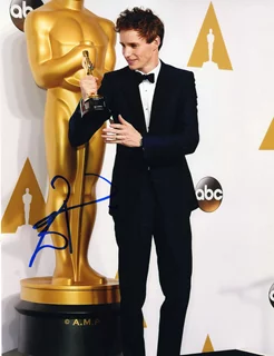 Eddie Redmayne autograph