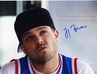 Jerry Ferrara autograph