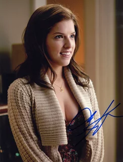 Anna Kendrick autograph