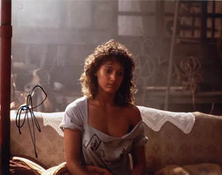 Jennifer Beals autograph