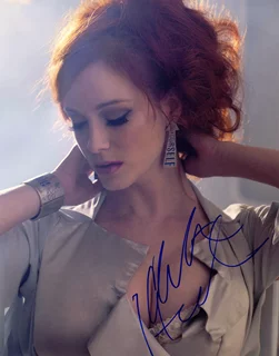 Christina Hendricks autograph