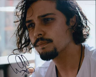 Augusto Aguilera autograph
