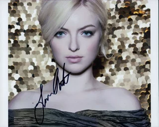 Francesca Eastwood autograph
