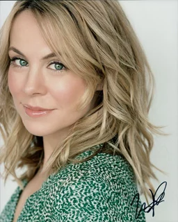 Mary Faber autograph