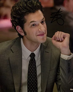 Ben  Schwartz autograph