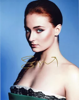 Sophie Turner autograph