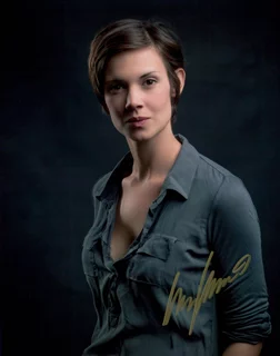 Dahlia Legault autograph