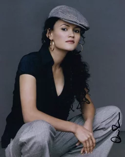 Onahoua Rodriguez autograph