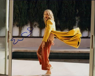 Ever Carradine autograph