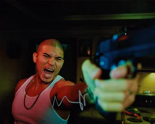 Miguel Gomez autograph