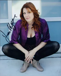 Jenica Bergere autograph