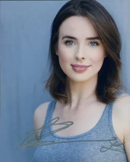 Ashleigh Brewer autograph