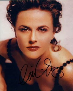 Gia Carides autograph