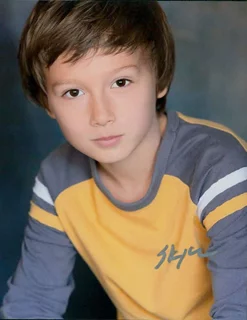 Skylar Gaertner autograph