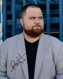 Paul Walter Hauser autograph