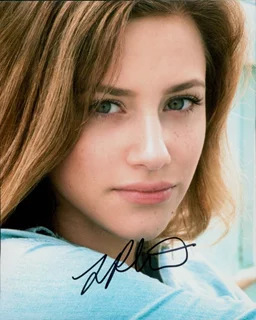 Lili Reinhart autograph