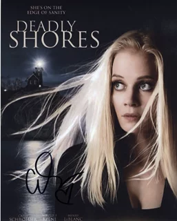 Carly Schroeder autograph