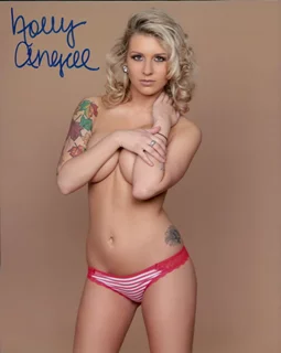 Holly Angell autograph